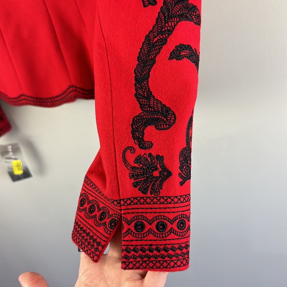 Peter Nygard Red Blazer with Black Embroidery - Picture 10 of 16